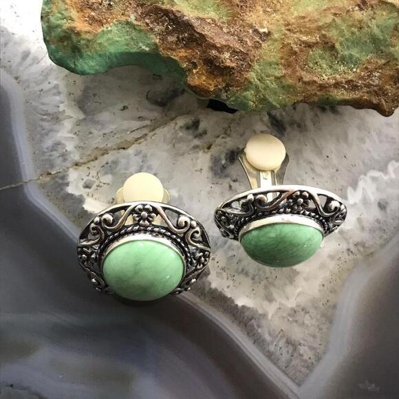 Carolyn Pollack Sterling Silver Round Green Turquoise Decorated ClipOn Earrings - Picture 6 of 10